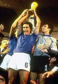 且近年来陷 且近年来陷