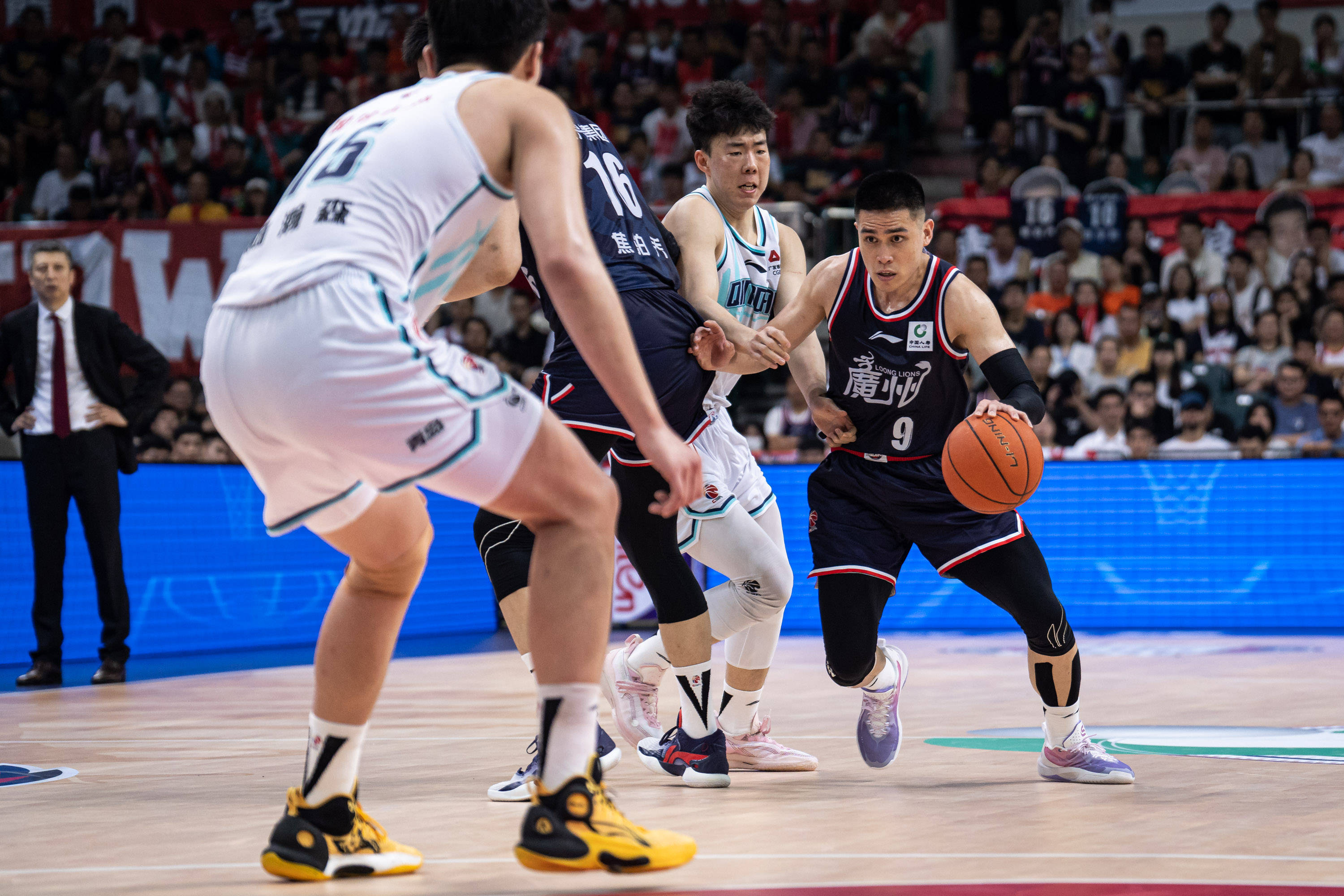 尹正的登场 尹正的登场