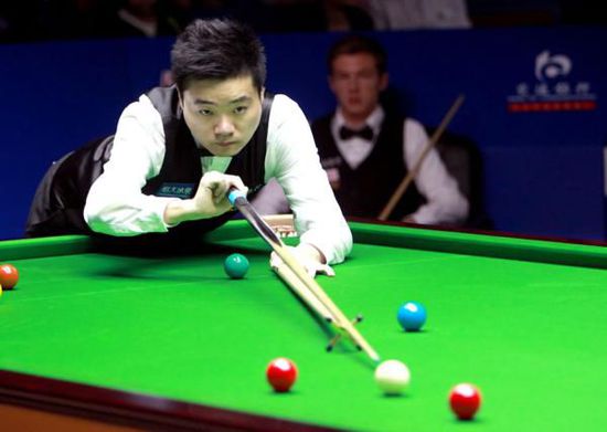 詹皇专属纪念徽章细节揭晓：致敬传奇23赛季 激动表示深感荣幸