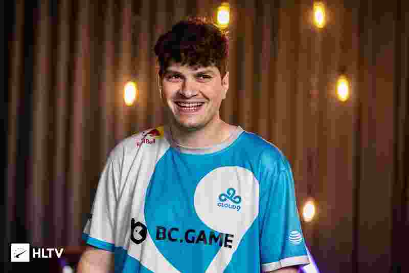 被垫脚了 被垫脚了